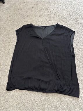 torrid Black V-Neck Draped Cap Sleeve Blouse